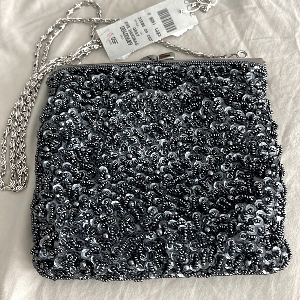 NWT cachet sequence silver gray handbag with silver chain 6 x 6.5”